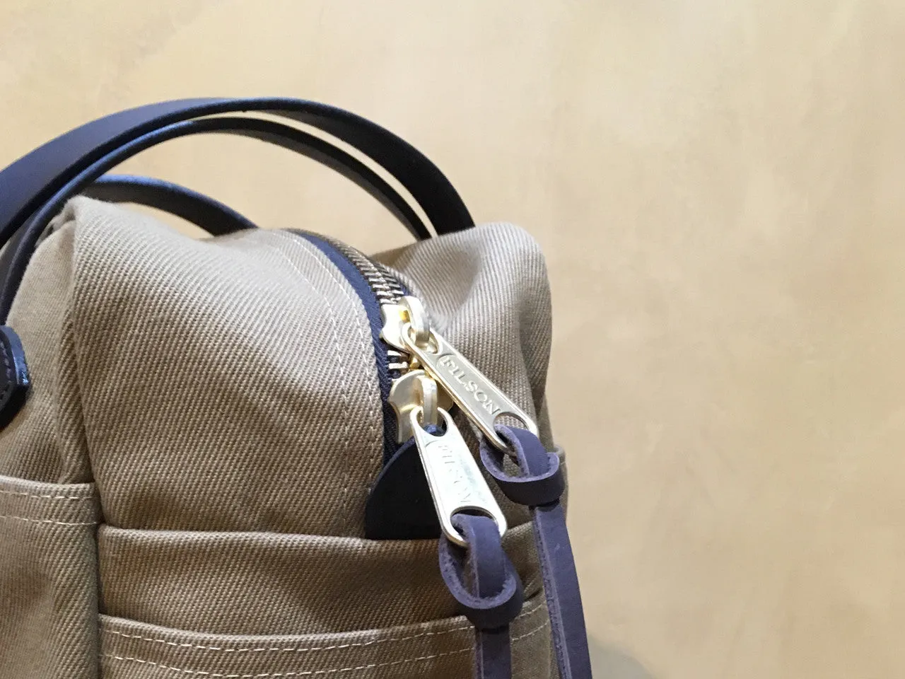 11070261 Filson Rugged Twill Tote Bag with Zipper