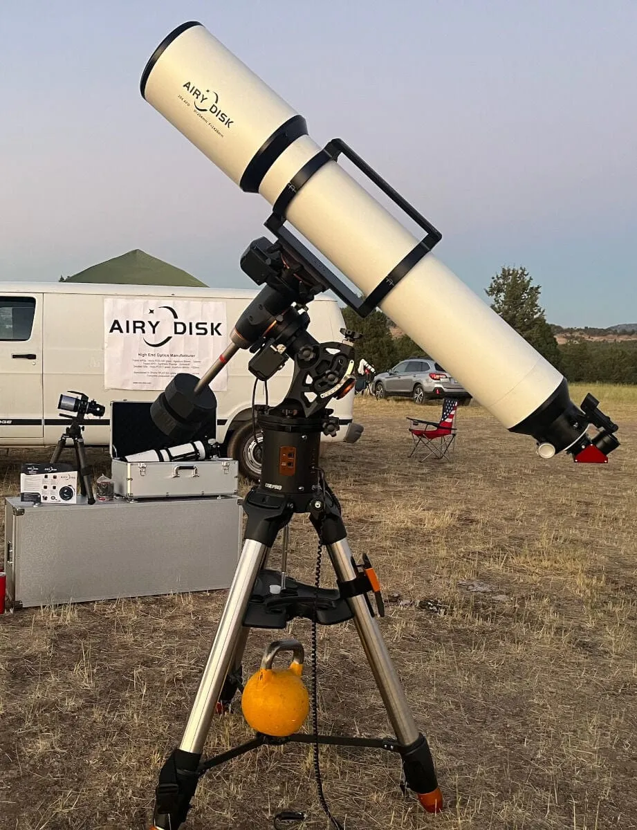 Airy Disk APO 204mm f/7 Triplet ED FK61 Apochromatic Refractor APO w/ Aluminum Case and 0.8x Flattener - AP204