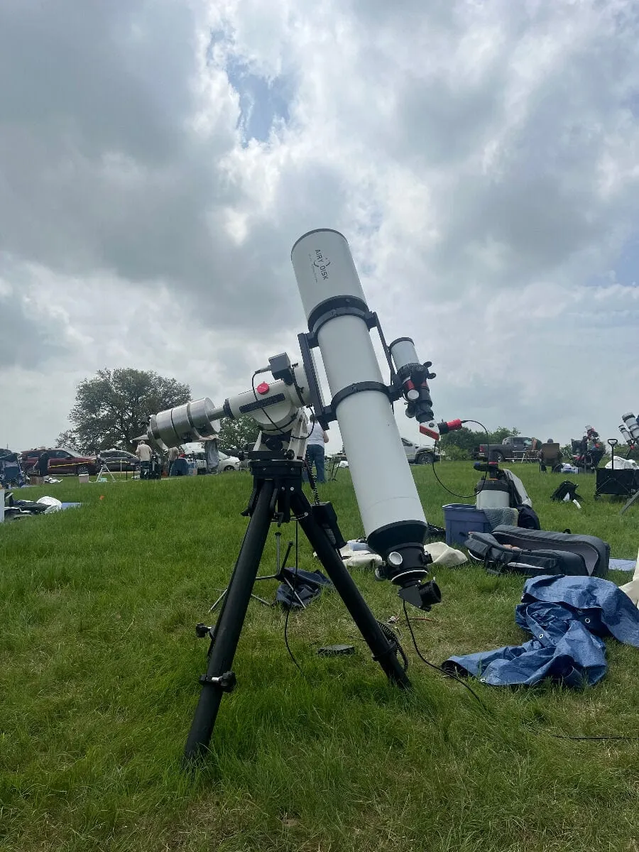 Airy Disk APO 204mm f/7 Triplet ED FK61 Apochromatic Refractor APO w/ Aluminum Case and 0.8x Flattener - AP204