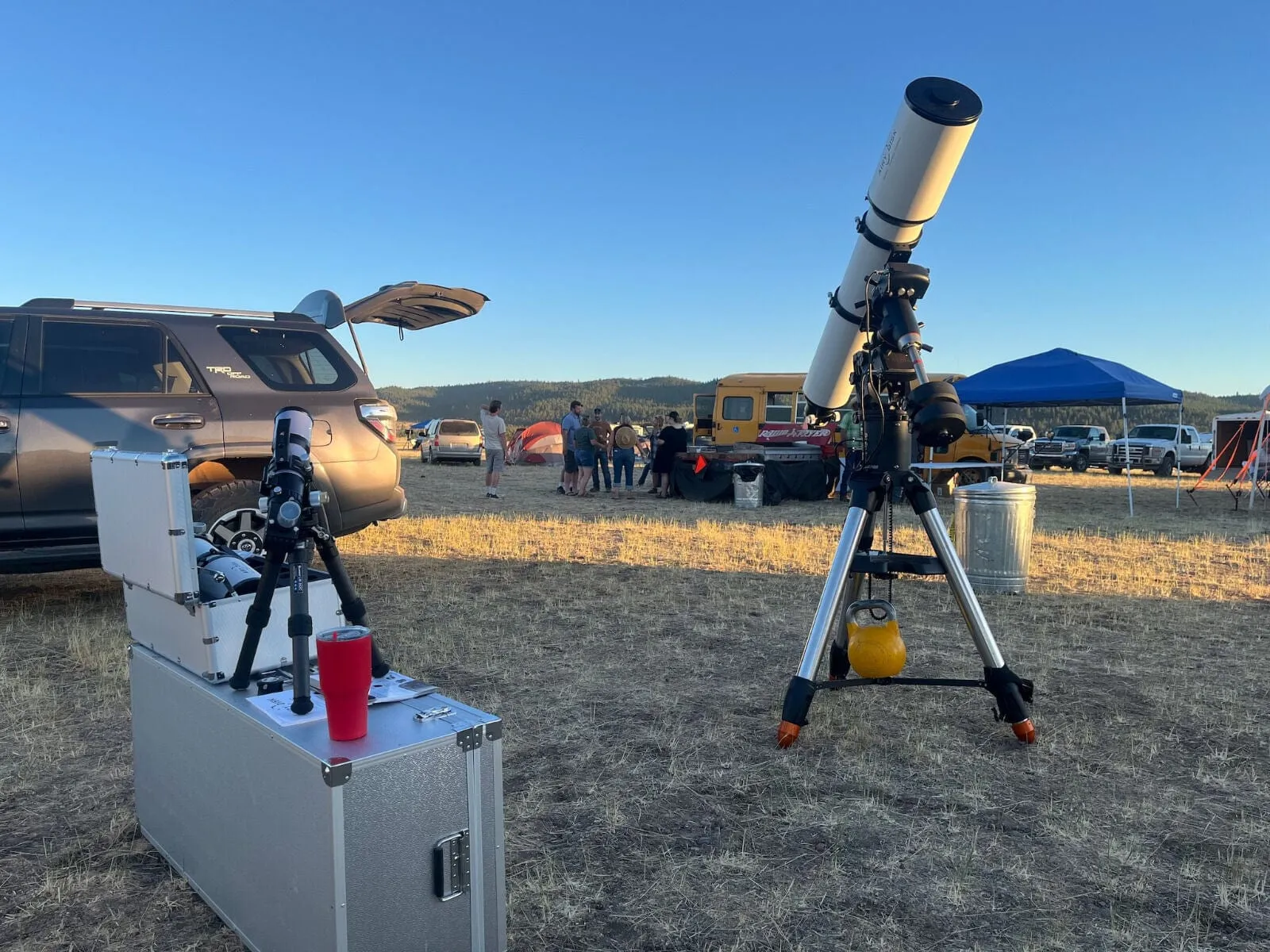 Airy Disk APO 204mm f/7 Triplet ED FK61 Apochromatic Refractor APO w/ Aluminum Case and 0.8x Flattener - AP204