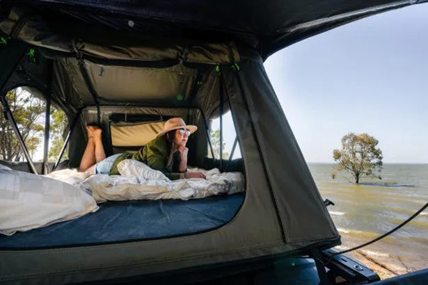 Cross 1200 Rooftop Tent