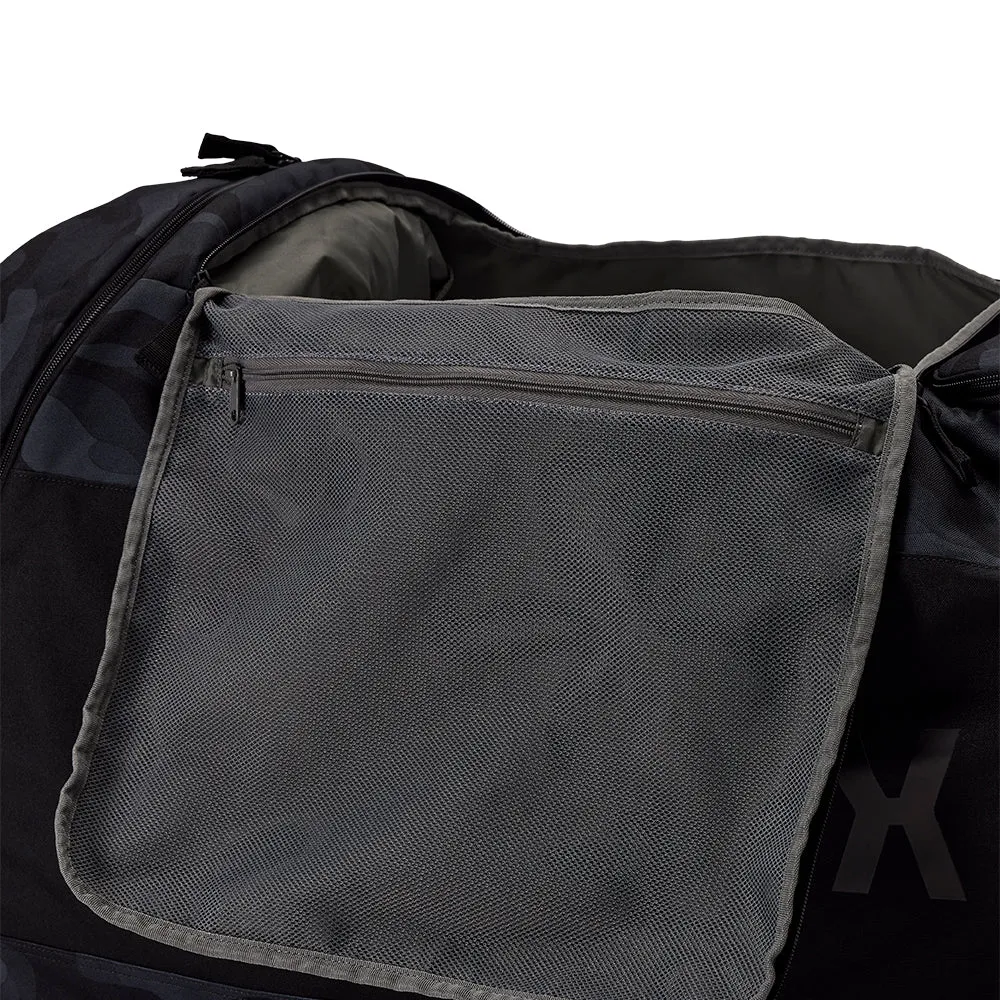 FOX SHUTTLE 180 ROLLER BAG [BLACK CAMO]